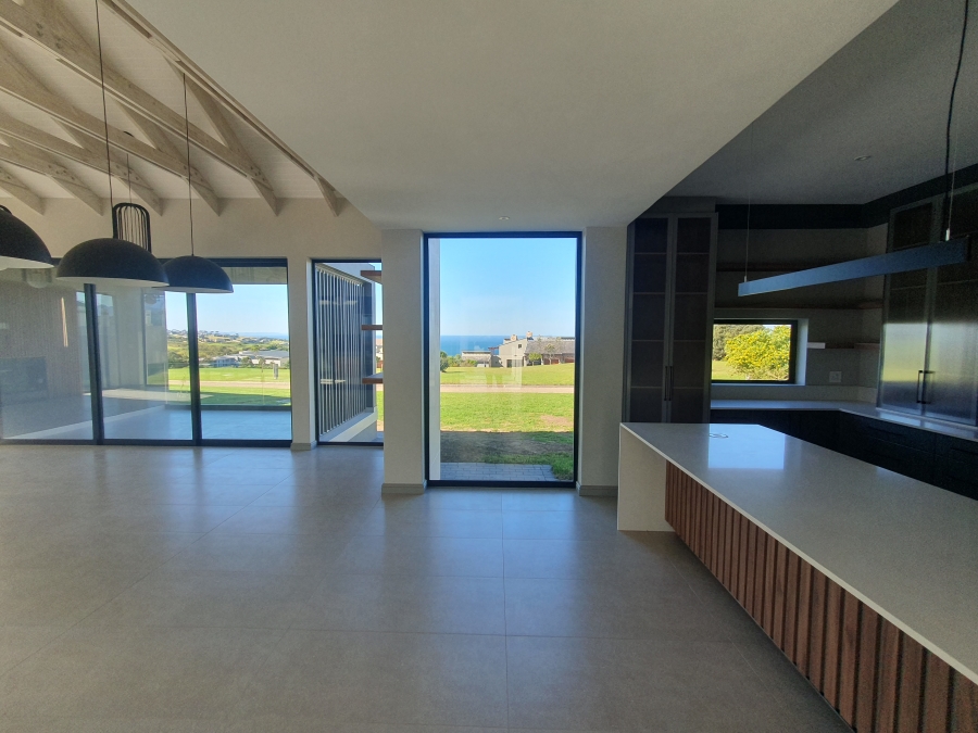 4 Bedroom Property for Sale in Oubaai Western Cape
